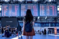 Ryanair Rivede le Dimensioni del Bagaglio a Mano Gratuito