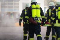 Incendio Devastante a Creta: Evacuate Migliaia di Persone tra Panico e Distruzione